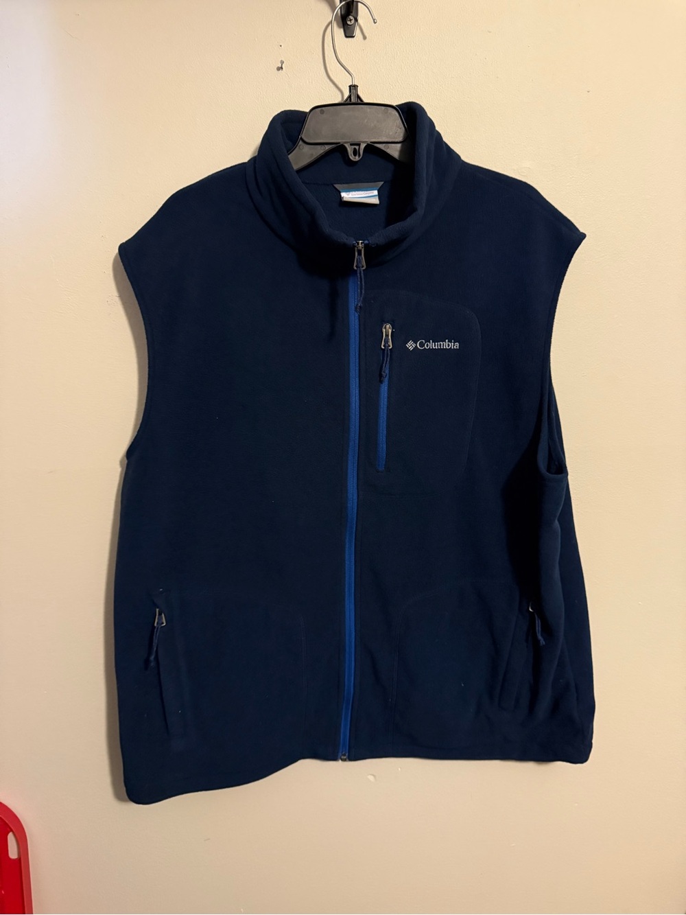 Columbia Navy Blue mens Fleece Vest with Contrast Zipper